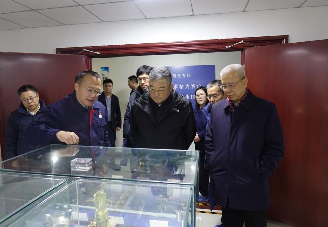 國(guó)機(jī)集團(tuán)黨委書記、董事長(zhǎng)張曉侖到軸研所調(diào)研